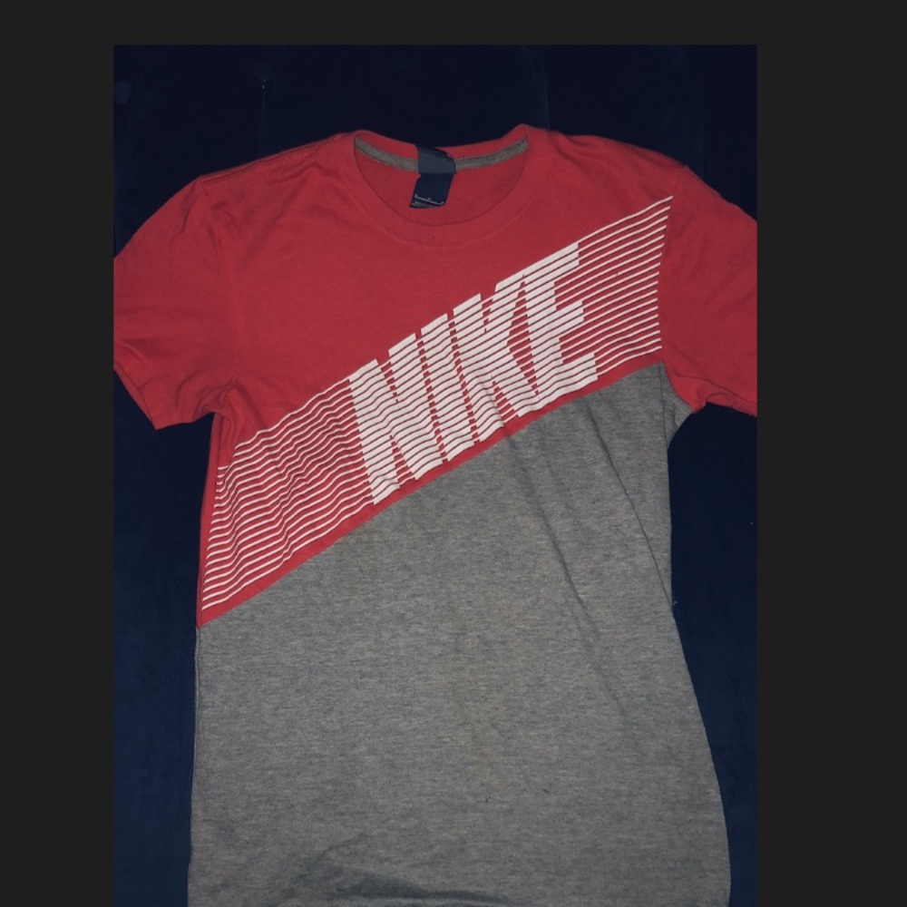 Nike Block Colored Shirt